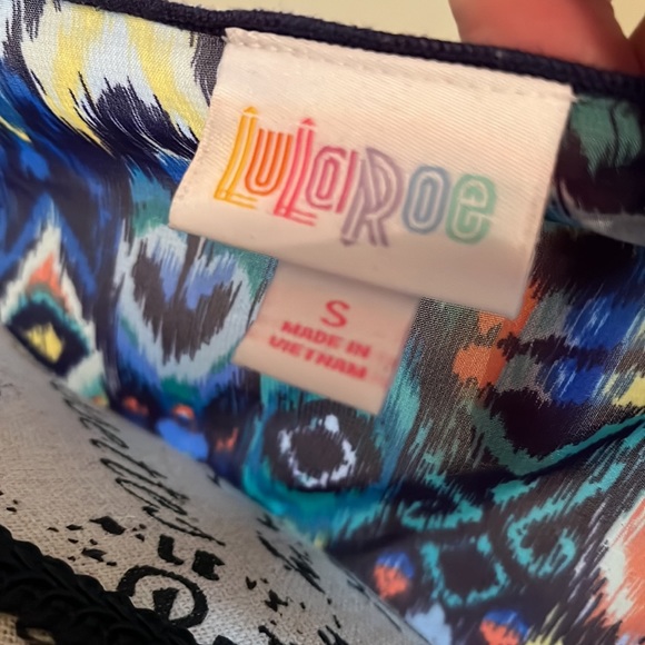 LuLaRoe Shirley Cardigan Size Small - Picture 8 of 9